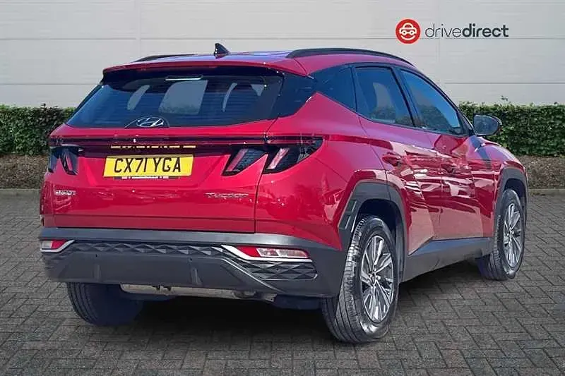 Used Hyundai Tucson SE 150 HP (110 kW) 2021 Red SUV