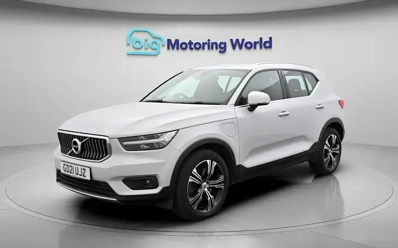 Used Volvo XC40 Inscription 262 HP (192 kW) 2021 Silver SUV