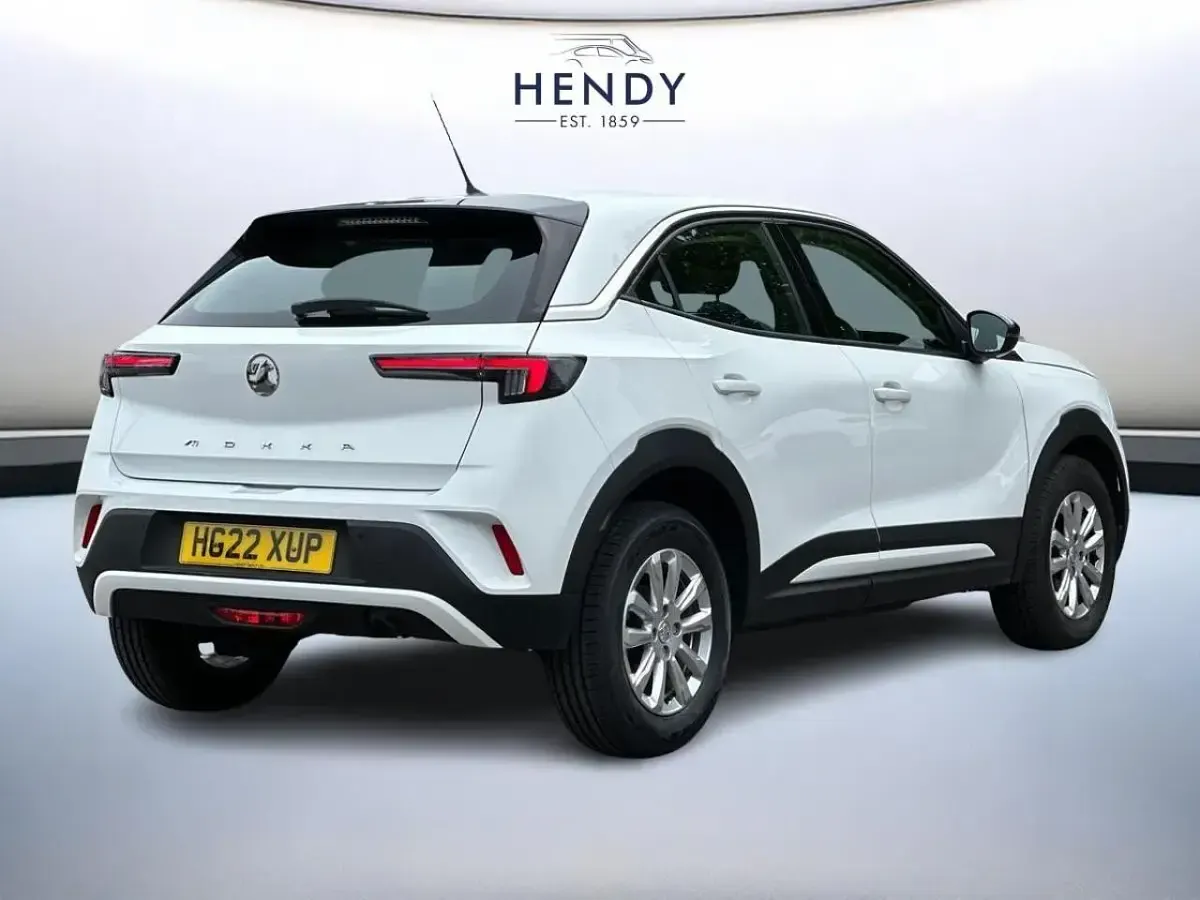 Used Vauxhall Mokka Edition 99 HP (72 kW) 2022 White SUV