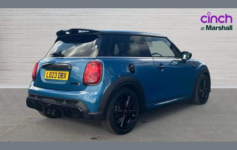 Used Mini Cooper S Premium 176 HP (129 kW) 2023 Blue Hatchback