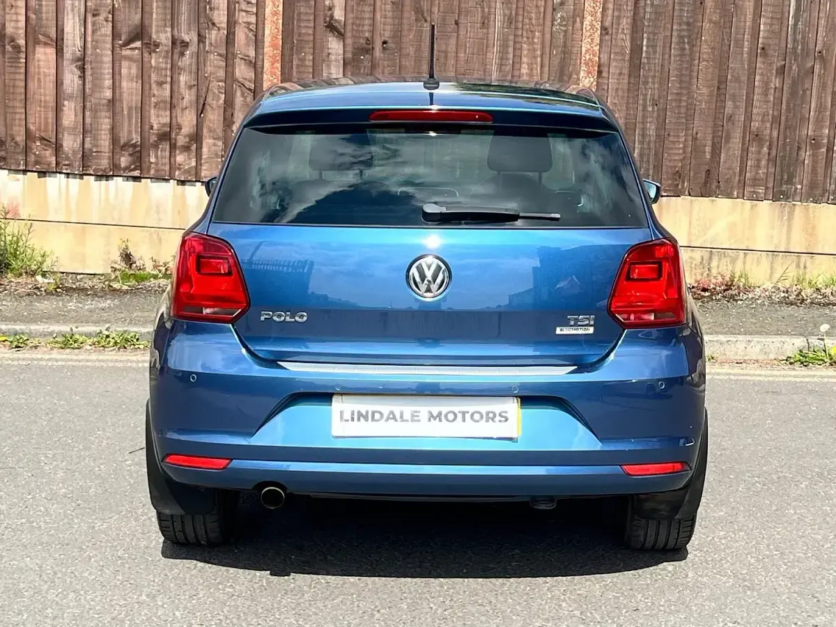 Used VW Polo SEL 110 HP (80 kW) 2015 Blue Hatchback