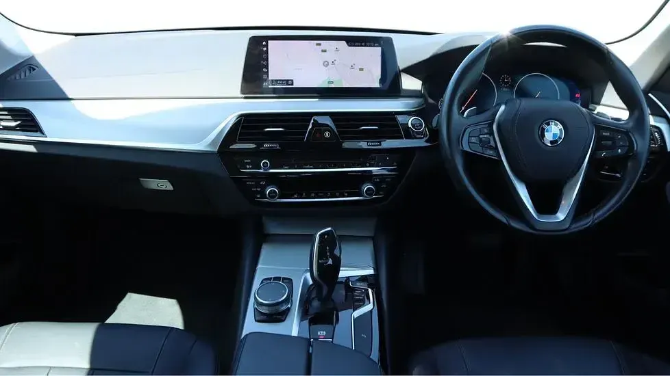 Used BMW 520 Sport Line 187 HP (137 kW) 2019 Black