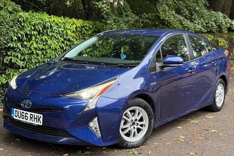 Used 2016 Toyota Prius Active Hatchback | £7,295 (Super price) - Image 1/1