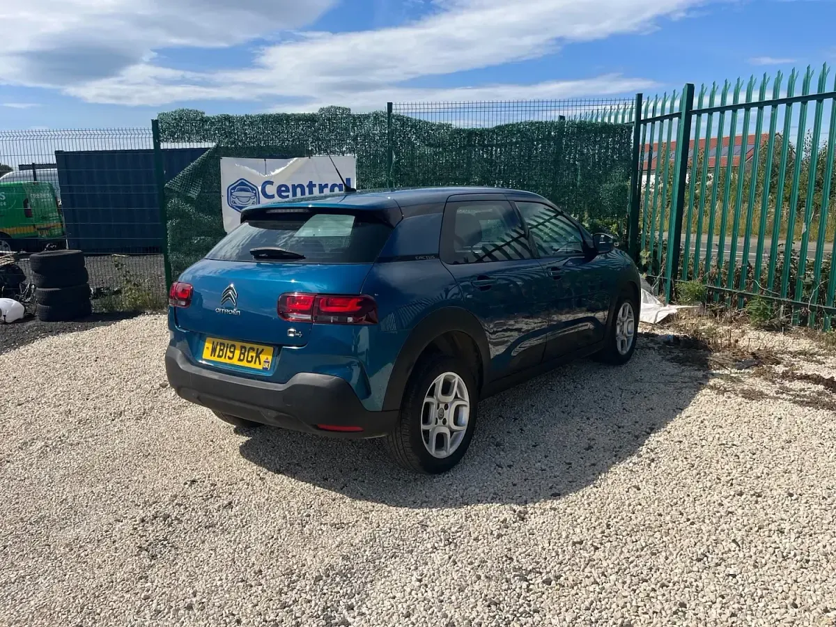 Used Citroën C4 Cactus Feel 2019 Blue Hatchback