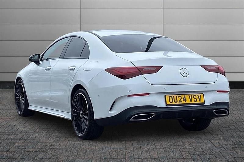 Used Mercedes CLA200 AMG Line Premium Plus 163 HP (119 kW) 2024 White Sedan