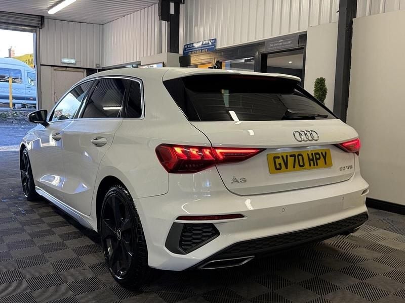 Used Audi A3 Sportback S-Line 110 HP (80 kW) 2021 White Hatchback