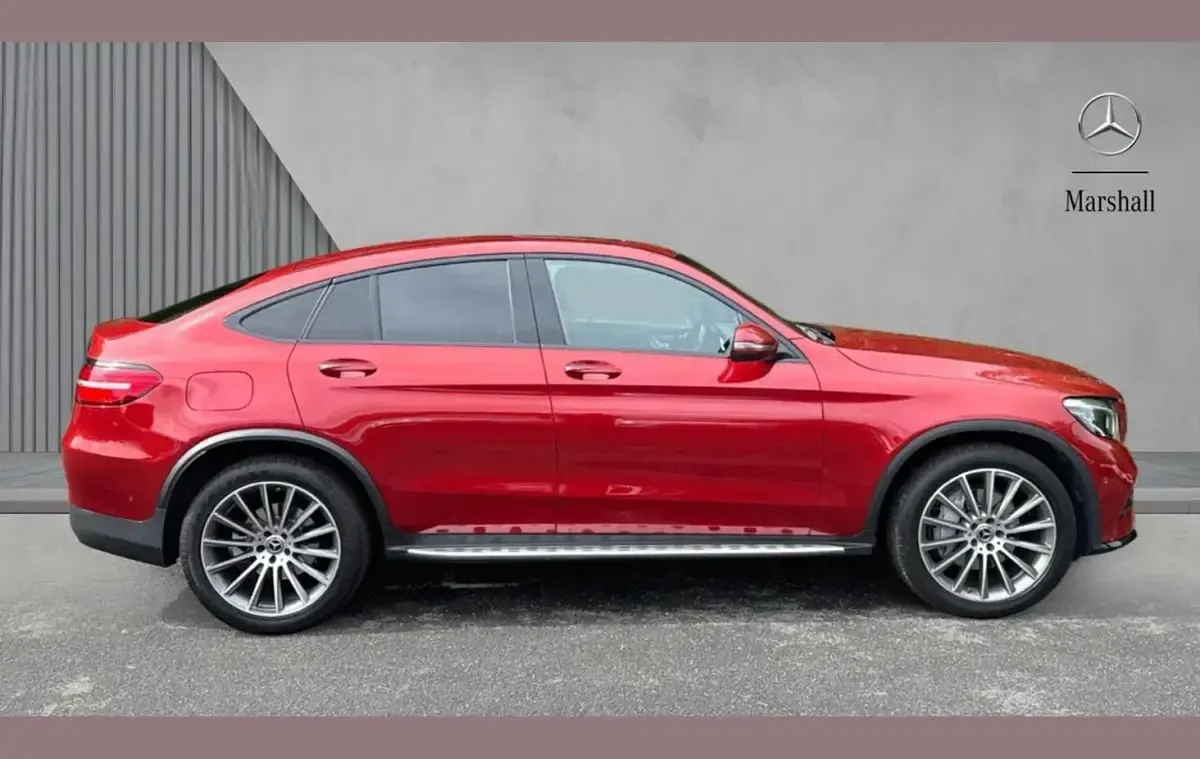 Used Mercedes GLC250 AMG line 200 HP (147 kW) 2017 Red Coupe