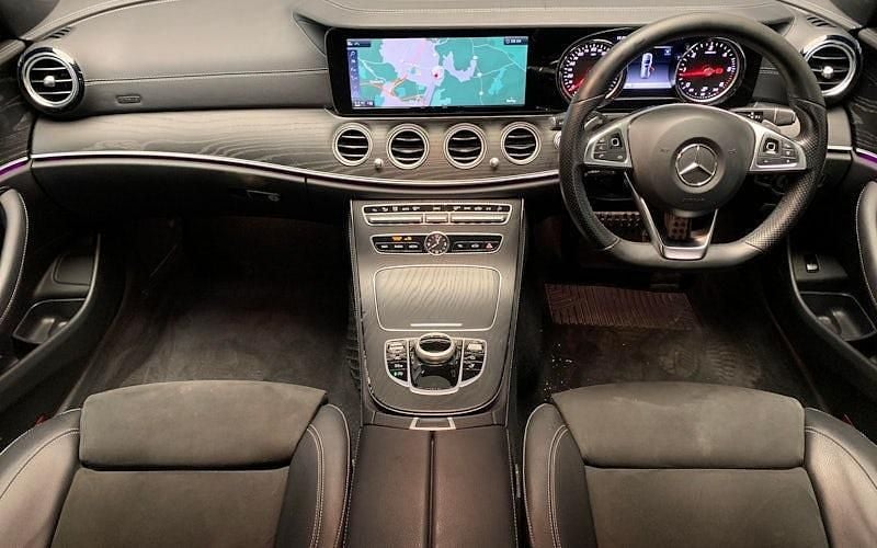 Used 2019 Mercedes E220 AMG line Estate | £17,133 (Super price) - Image 1/3