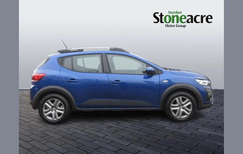 Used Dacia Sandero Comfort 90 HP (66 kW) 2022 Blue SUV