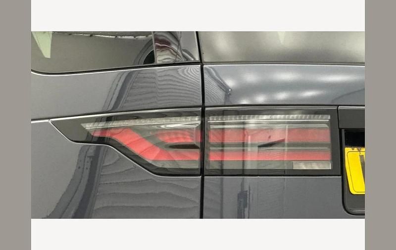 Used Land Rover Discovery 5 HSE Dynamic 344 HP (253 kW) 2024 Blue SUV