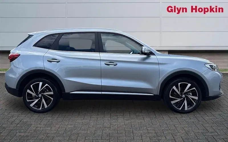 Used MG ZS Trophy 196 HP (144 kW) 2025 Silver SUV