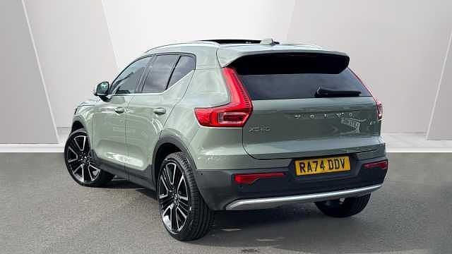 Used Volvo XC40 Ultra 161 HP (118 kW) 2025 SUV
