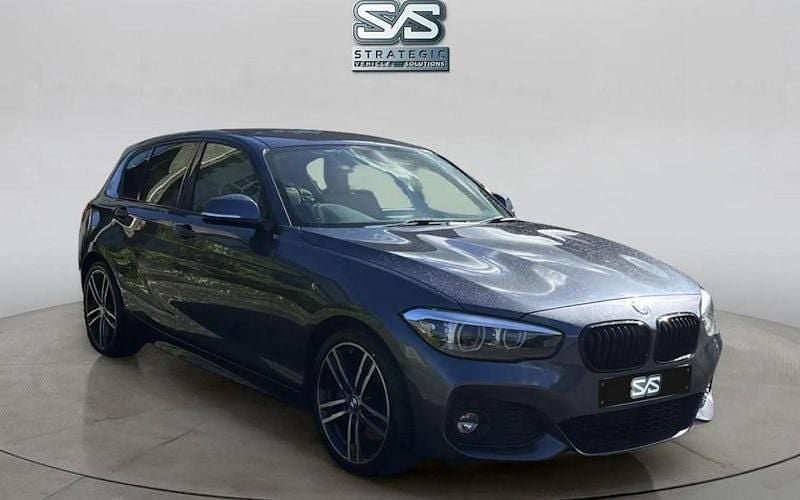 Used BMW 120 Efficient Dynamics 184 HP (135 kW) 2019 Hatchback
