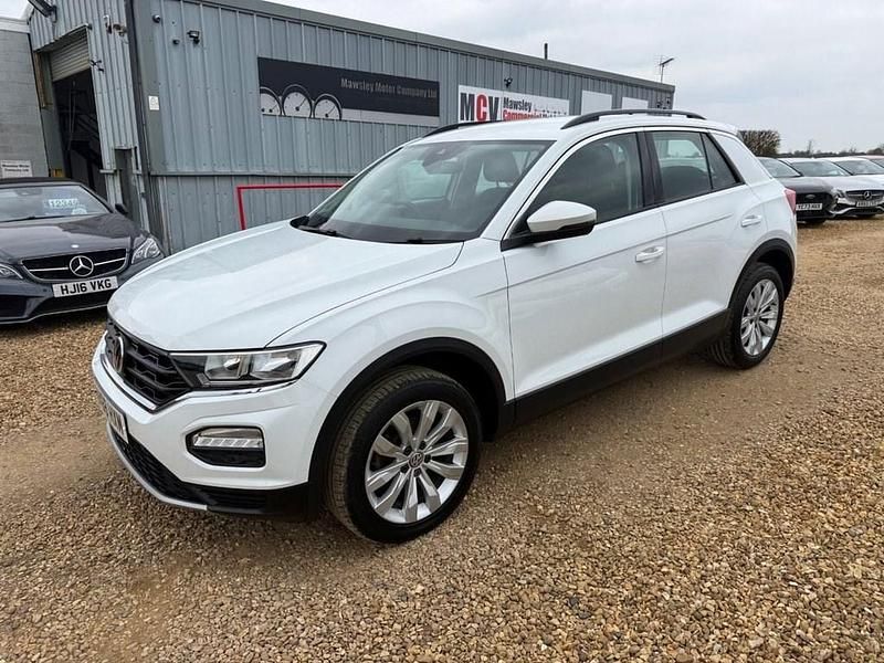 Used VW T-Roc SE 115 HP (84 kW) 2018 White SUV