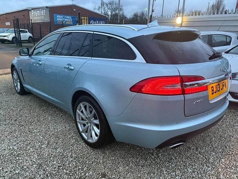 Used Jaguar XF Sportbrake Premium Luxury 240 HP (176 kW) 2013 Blue Estate
