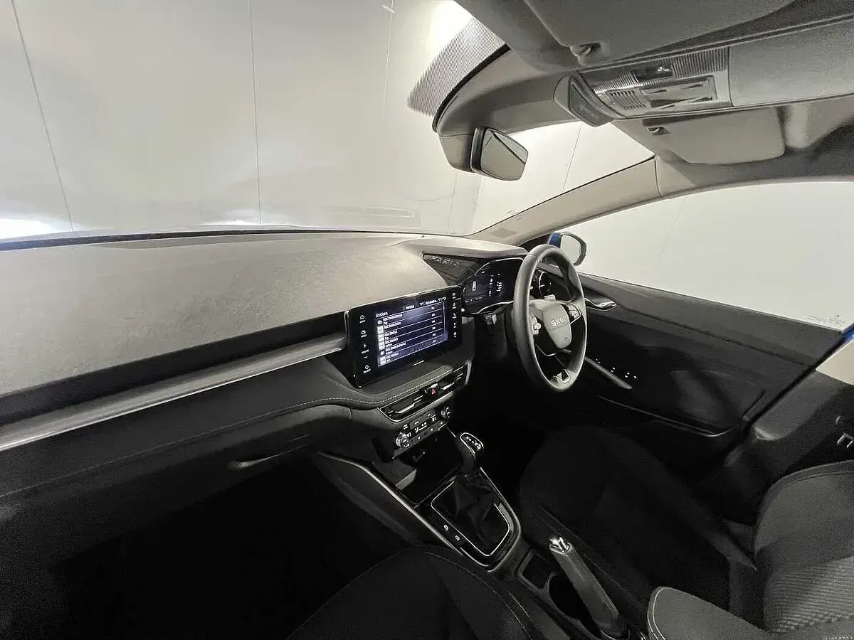 Używany Skoda Fabia SE L 85 KM (62 kW) 2025 Niebieski Hatchback