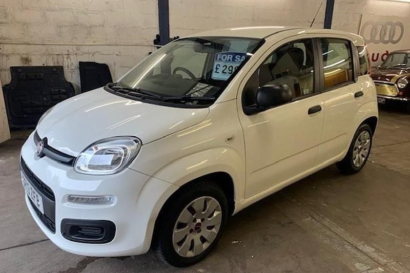 Used 2013 Fiat Panda Pop Hatchback | £2,995 (Good price) - Image 1/1