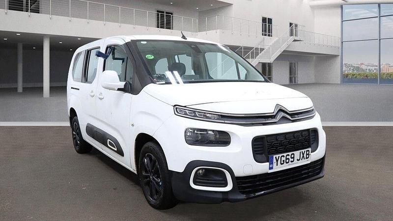 Used Citroën Berlingo Flair 100 HP (73 kW) 2020 White MPV