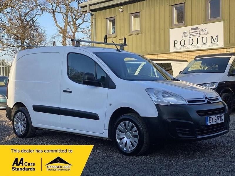 White Used 2016 Citroën Berlingo MPV | £5,990 (Fair price) - Image 1/3