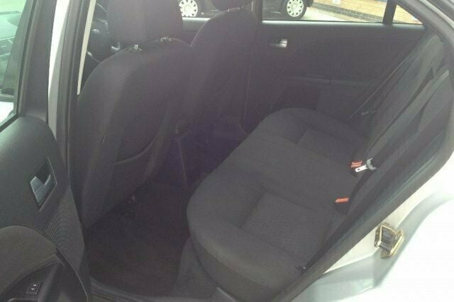 Używany Ford Mondeo 2004 Hatchback