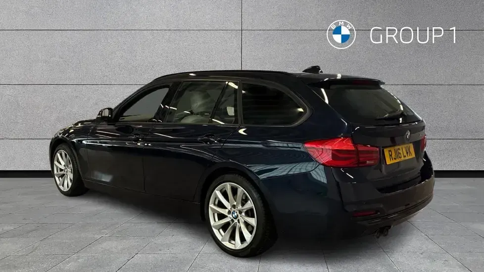 Used BMW 320 Sport Line 187 HP (137 kW) 2016 Blue Estate