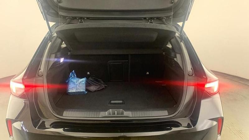 Used Vauxhall Astra S 128 HP (94 kW) 2023 Black Hatchback