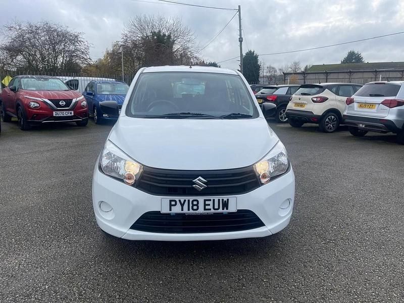 Used Suzuki Celerio 68 HP (50 kW) 2018 White Hatchback