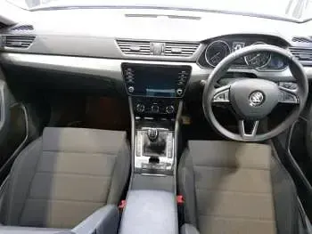 Used Skoda Superb SE 120 HP (88 kW) 2017 Beige Estate