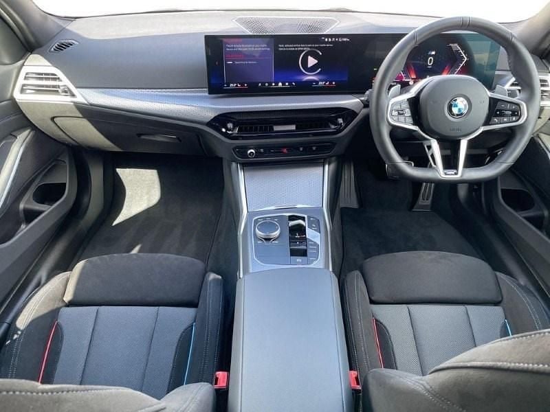Begagnad BMW 320 M Sport 184 HK (135 kW) 2025 Vit Sedan