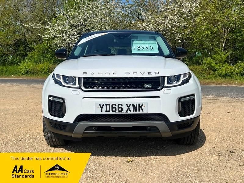 Used Land Rover Range Rover evoque SE 2016 White Estate
