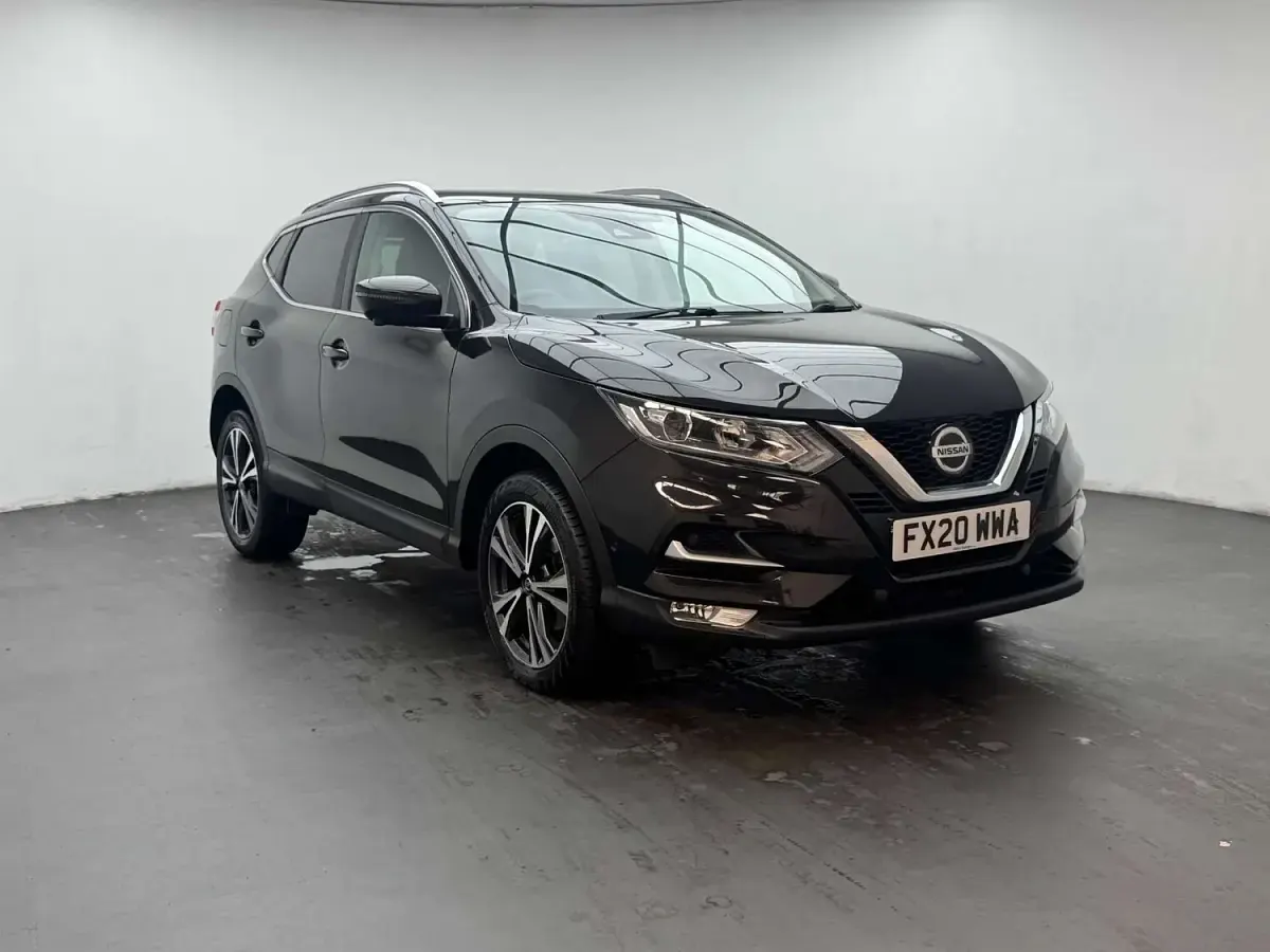 Used Nissan Qashqai N-Connecta 140 HP (102 kW) 2020 Black SUV