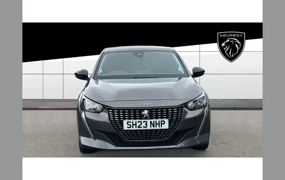 Used Peugeot 208 Active+ 101 HP (74 kW) 2023 Grey Hatchback