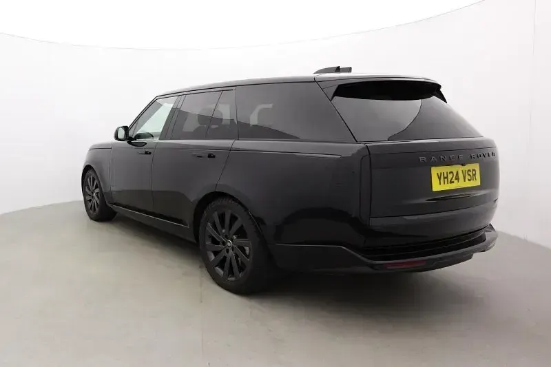 Used Land Rover Range Rover SE 296 HP (217 kW) 2024 Black SUV