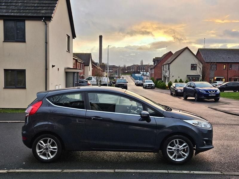 Used Ford Fiesta Zetec 2014 Grey Hatchback