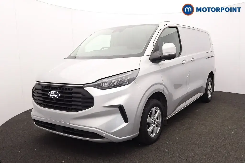 Gebraucht Ford Transit Custom Limited 136 PS (100 kW) 2024 Silber Van