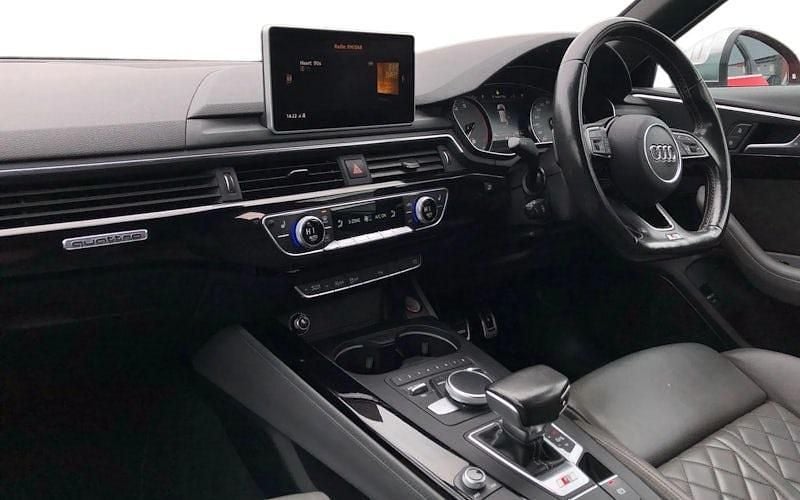 Usado Audi S4 354 HP (260 kW) 2018 Carrinha