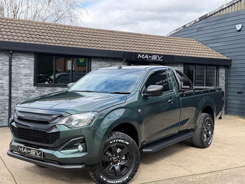 Used Isuzu D-Max 2024 Tundra green Pickup
