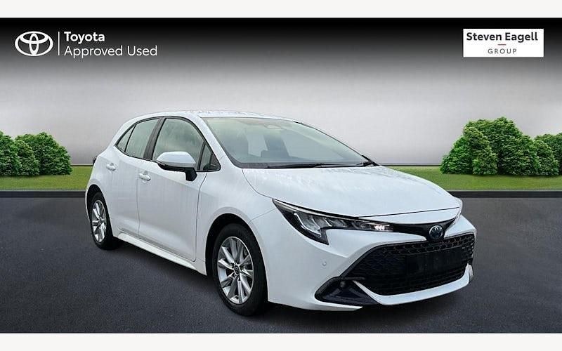 Used 2025 Toyota Corolla Hatchback | £20,060 (Super price) - Image 1/3