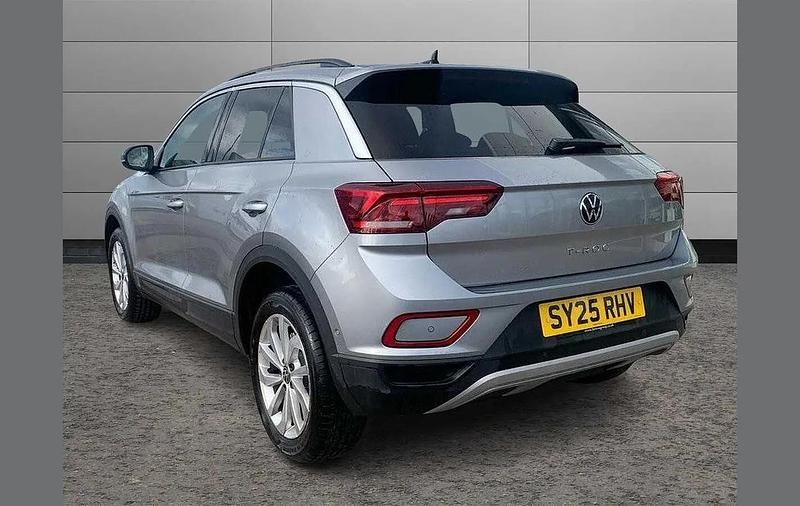 Used VW T-Roc Match 150 HP (110 kW) 2025 Silver SUV