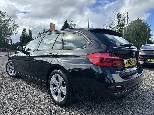 Used BMW 318 Sport Line 150 HP (110 kW) 2018 Black Estate