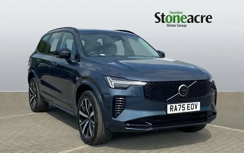 Used Volvo XC90 Plus 250 HP (183 kW) 2025 SUV