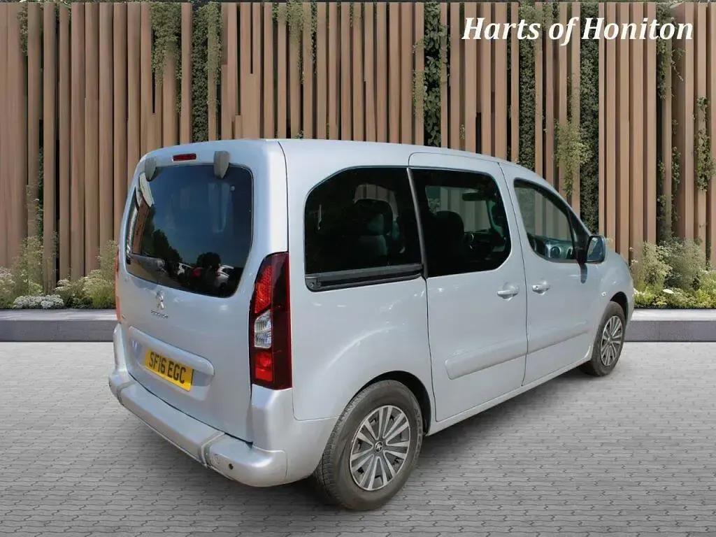 Used Peugeot Partner Tepee 2016 Silver MPV