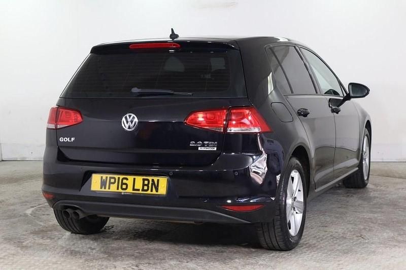 Begagnad VW Golf VII Edition 150 HK (110 kW) 2016 Svart Halvkombi