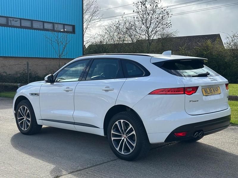 Used Jaguar F-Pace R-Sport 180 HP (132 kW) 2018 White SUV