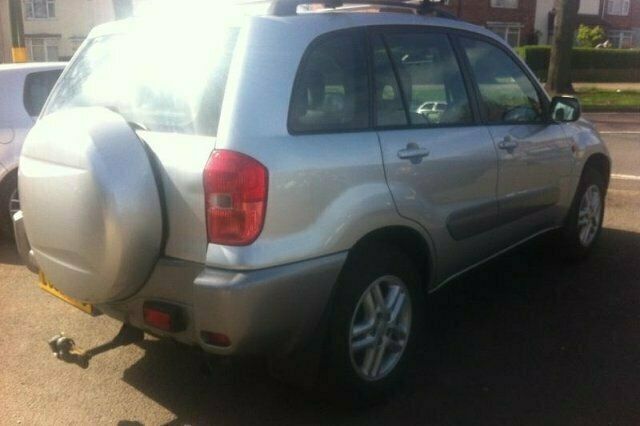 Used Toyota RAV4 147 HP (108 kW) 2003 SUV