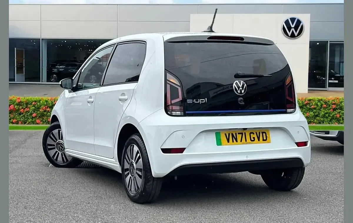 Used VW e-up! 58 kW (80 HP) 2021 White Hatchback