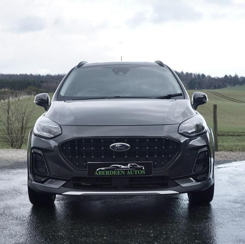 Usado Ford Fiesta Active X 125 HP (91 kW) 2023 Cinzento Citadino