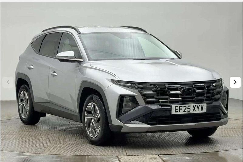 Used Hyundai Tucson Advanced 160 HP (117 kW) 2025 Silver SUV