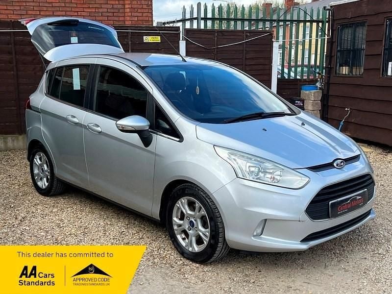Used Ford B-MAX Zetec 105 HP (77 kW) 2014 Silver MPV