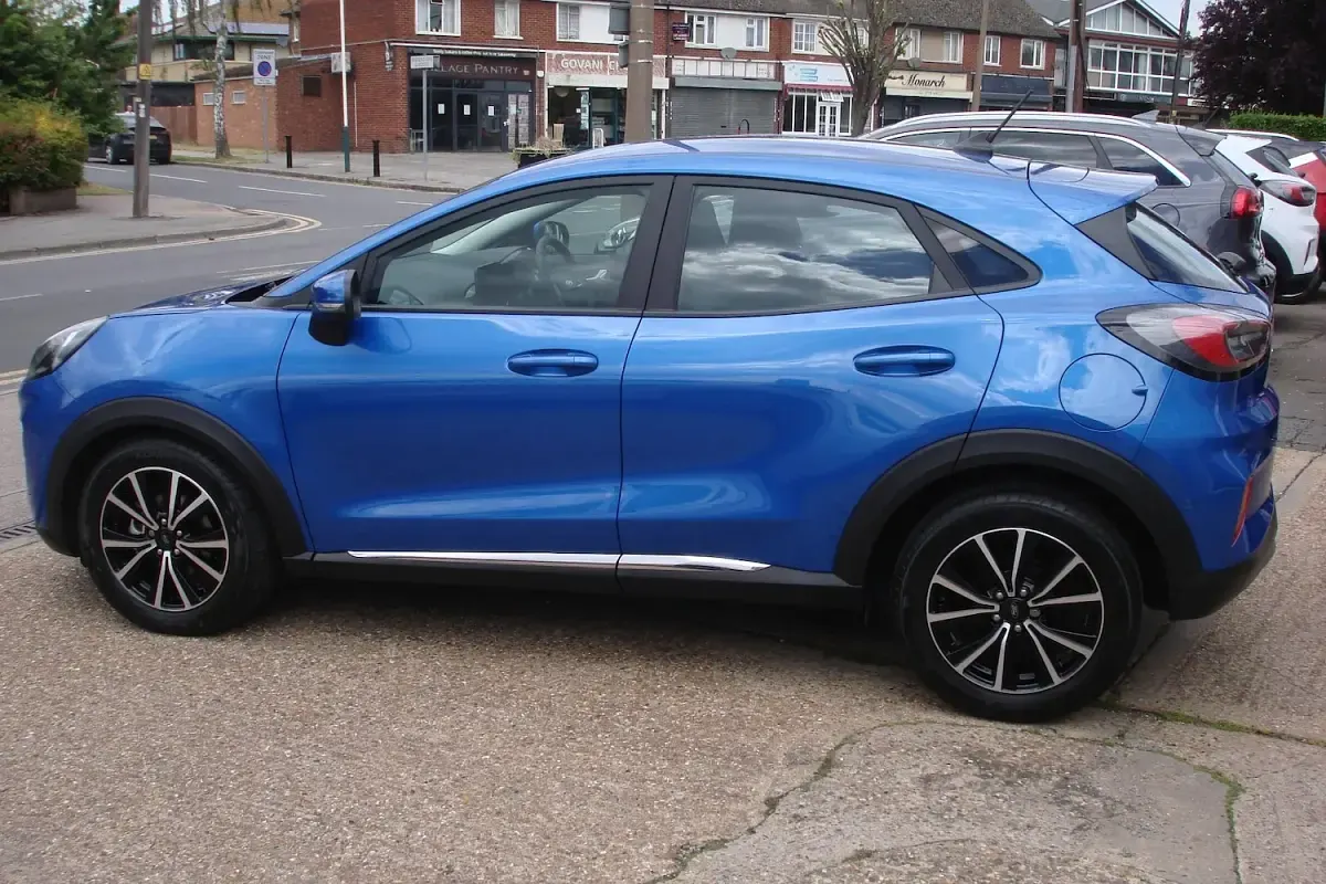 Used Ford Puma Titanium 2022 Desert island blue metallic SUV